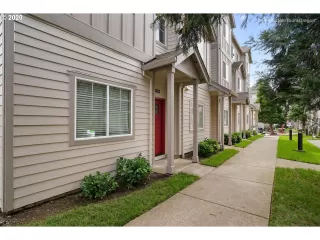 Photo #2: 20285408 Listing