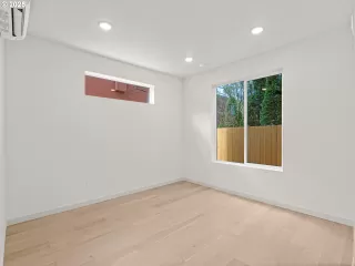 Photo #1: 202857248 Listing