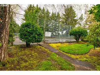 Photo #3: 20286042 Listing