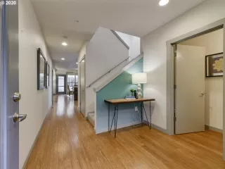 Photo #1: 20286751 Listing 