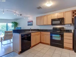 Photo #1: 20286825 Listing 