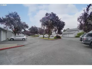 Photo #1: 20287522 Listing