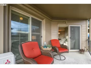 Photo #6: 20288473 Listing