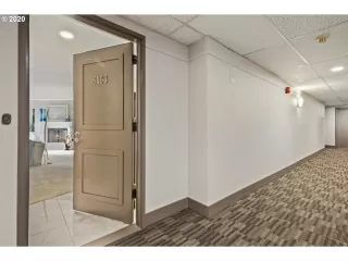 Photo #5: 20289034 Listing 