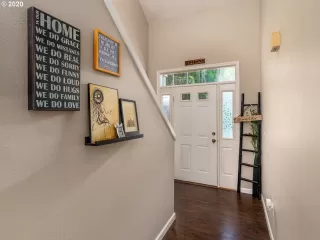 Photo #1: 20289648 Listing