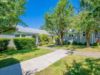 Photo #2: 20289736 Listing 