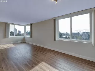 Photo #4: 20289790 Listing 