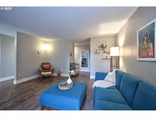 Photo #1: 20290570 Listing 