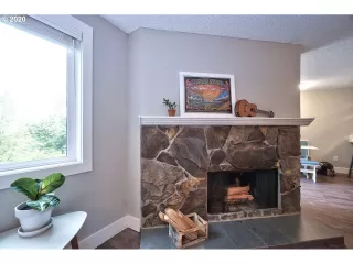 Photo #2: 20290570 Listing 