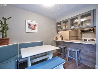 Photo #3: 20290570 Listing 