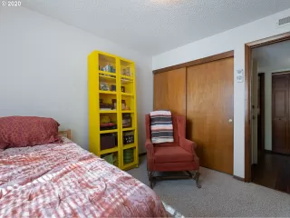 Photo #2: 20290660 Listing