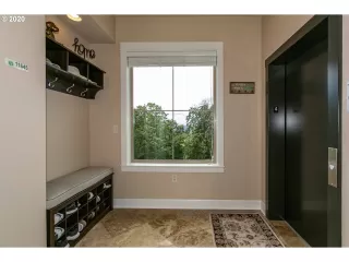 Photo #1: 20291512 Listing