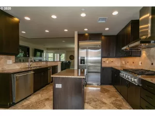 Photo #3: 20291512 Listing