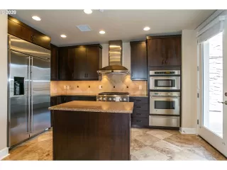 Photo #4: 20291512 Listing