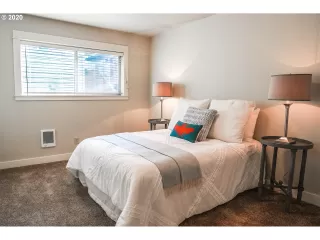 Photo #2: 20291852 Listing