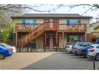 Photo #5: 20291852 Listing