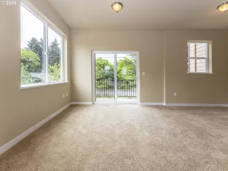 Photo #1: 20292142 Listing 