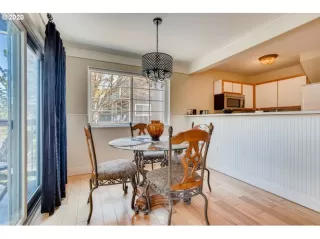 Photo #3: 20292955 Listing 