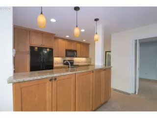 Photo #3: 20293439 Listing