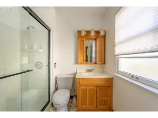 Photo #6: 20294831 Listing