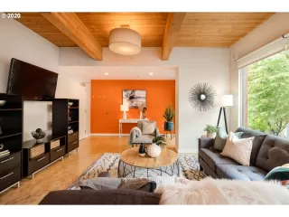 Photo #5: 20295375 Listing 