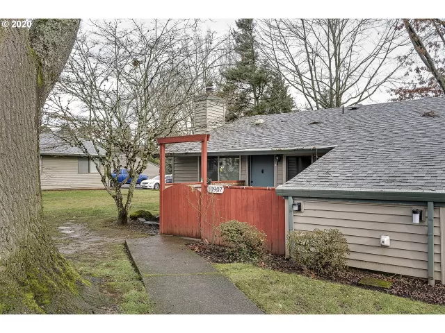 MLS: 20295381 Condo For Sale