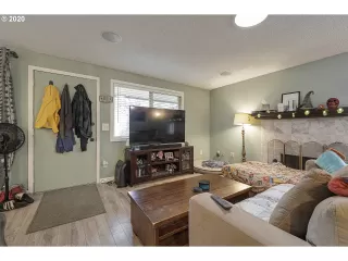 Photo #3: 20295381 Listing 