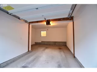 Photo #1: 20295418 Listing