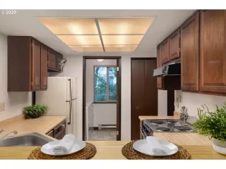 Photo #1: 20296446 Listing