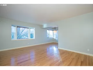 Photo #1: 20297110 Listing