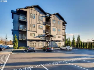 Photo #3: 20298147 Listing