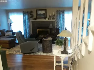 Photo #5: 20298710 Listing