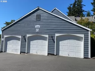 Photo #1: 20300815 Listing