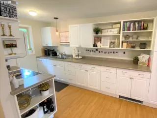 Photo #1: 20301143 Listing 