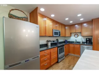 Photo #2: 20302444 Listing 