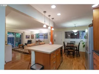 Photo #3: 20302444 Listing 