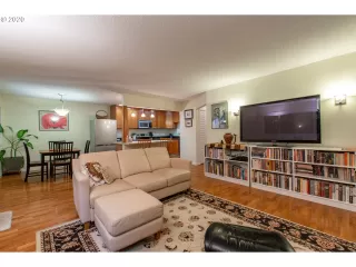 Photo #5: 20302444 Listing 