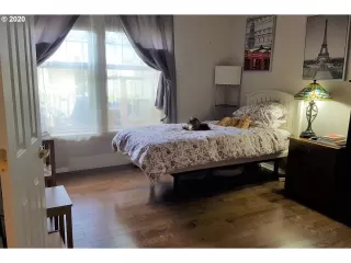 Photo #3: 20302468 Listing