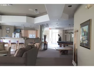 Photo #4: 20302468 Listing