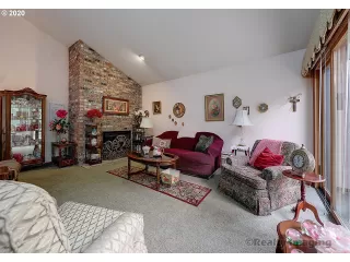 Photo #2: 20302932 Listing 