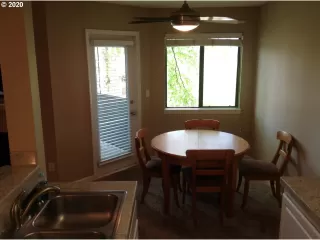 Photo #2: 20303848 Listing