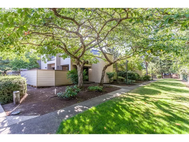 MLS: 20303984 Condo For Sale