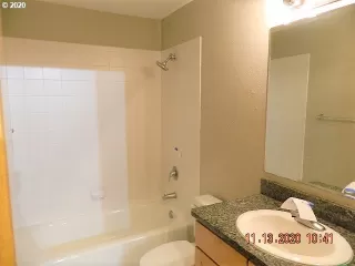 Photo #5: 20304211 Listing 