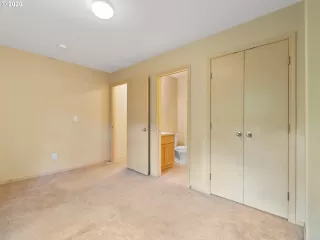 Photo #1: 20304467 Listing