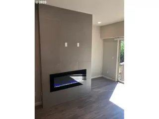 Photo #4: 20306412 Listing