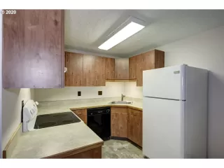 Photo #5: 20307915 Listing 