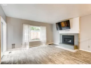 Photo #3: 20307937 Listing 