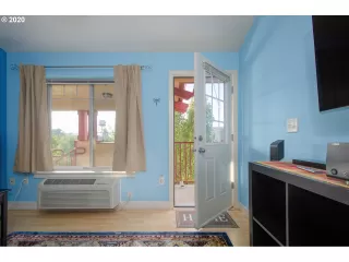 Photo #3: 20310094 Listing