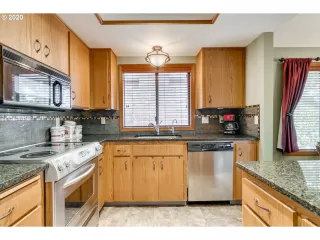 Photo #2: 20310281 Listing