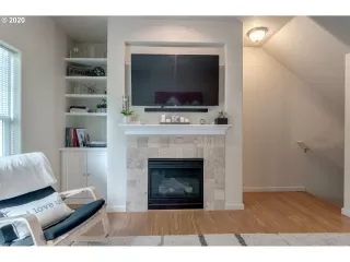 Photo #2: 20311667 Listing 